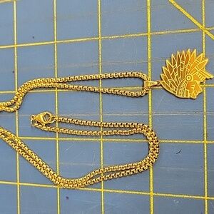 Indian Head 1" Gold Tone 23" Necklace